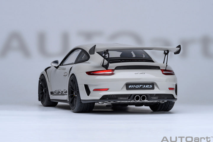 AUTOart Porsche 911 991.2 GT3 RS Chalk (Crayon) Grey 1:18