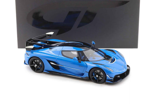 GT Spirit 1:18 blue sports car model, black wheels, side 3/4 view