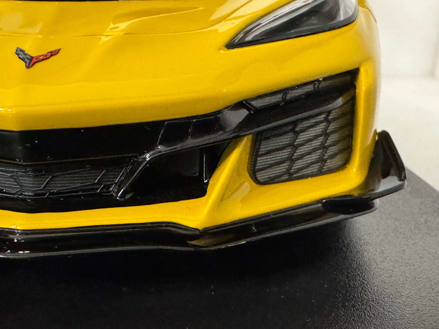 GT Spirit 2025 Chevy Corvette C8 ZR1 Competition Yellow Tintcoat 1:18 *Defect* STM Diecast Default Title Default Title-