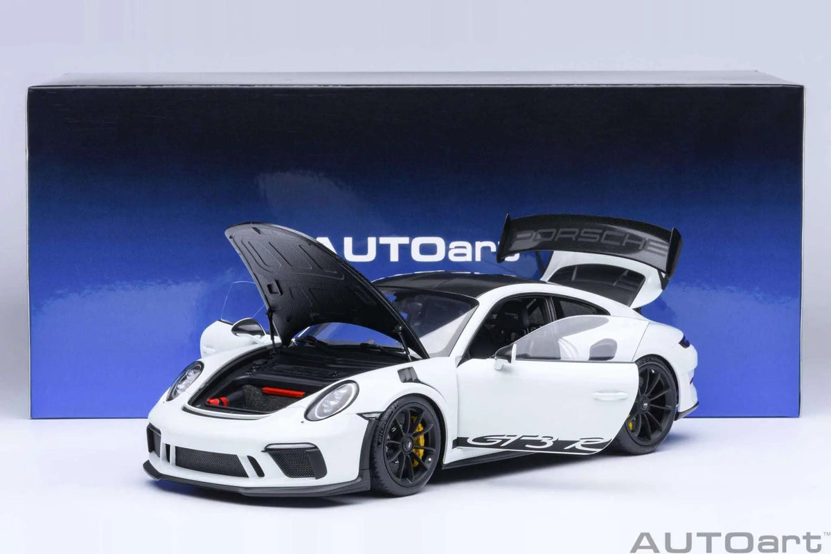 AUTOart Porsche 911 991.2 GT3 RS w/ Weissach Pkg White 1:18 Cartsfy Inc.
