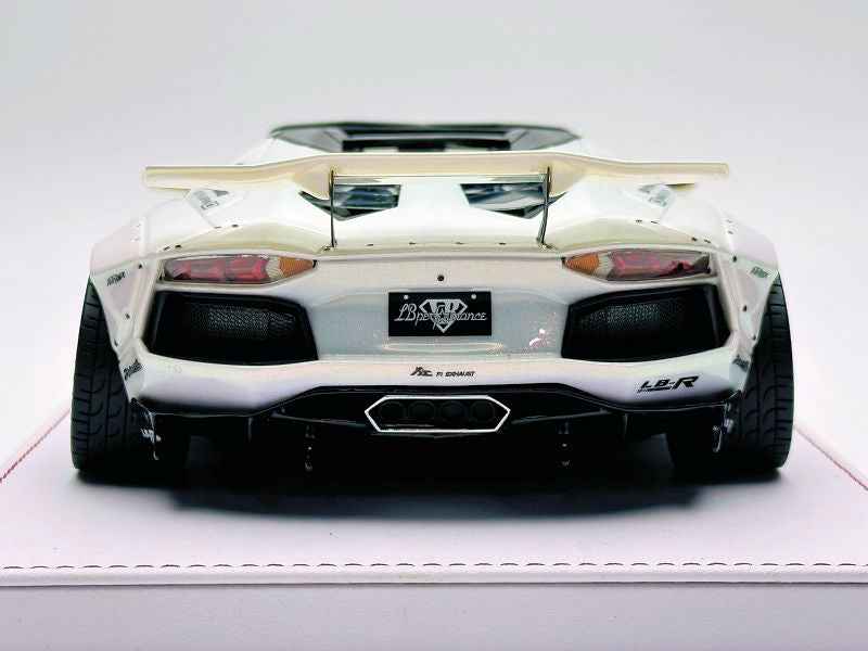 GL Model Lamborghini Aventador Roadster SVJ White w/ Black Wheels 1:18 WITH DISPLAY STM Diecast Default Title Default Title-