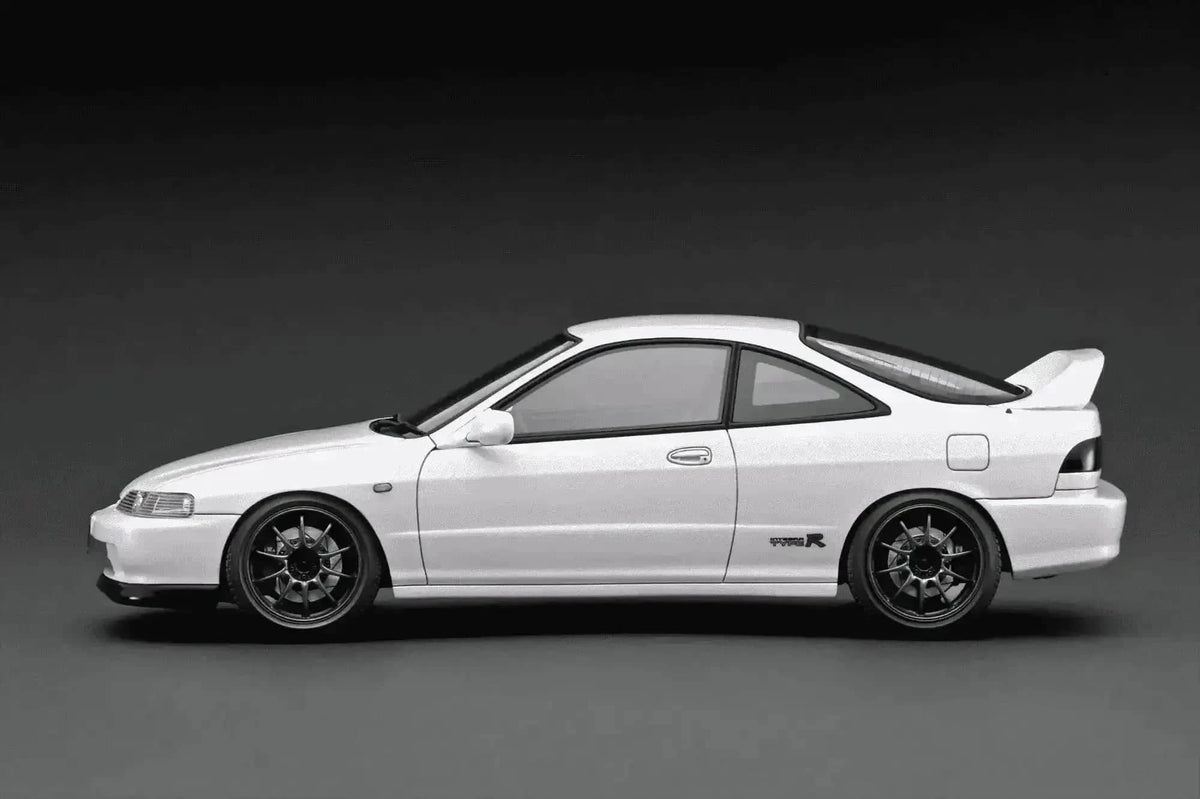 Ignition-Model Honda Integra DC2 Type R RHD Pearl White w/ Separate B18C Vtec Engine 1:18 Cartsfy Inc.