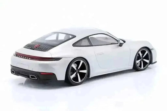 Minichamps 2025 Porsche 911 992.2 Carrera Coupe GT Silver Metallic 1:18 DEALER EDITION Cartsfy Inc.