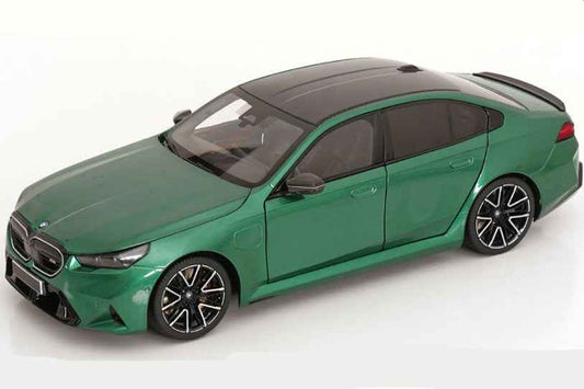 Minichamps 2024 BMW M5 (G90) Isle of Man Green Metallic 1:18