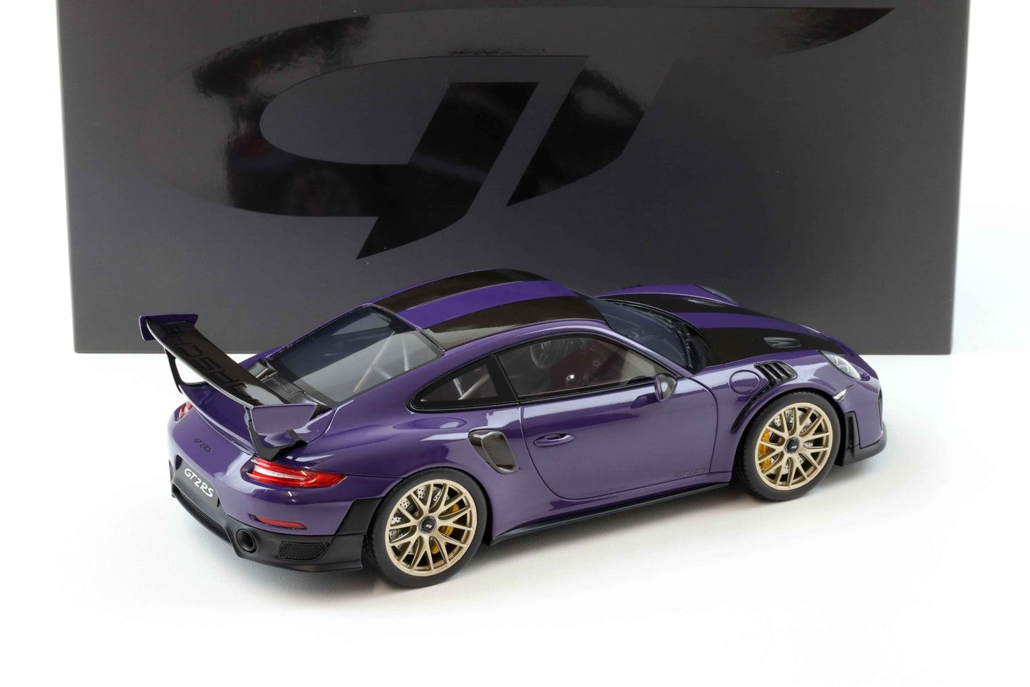 GT Spirit Porsche 911 991.2 GT2 RS w/ Weissach Pkg Ultraviolet (Purple) 1:18
