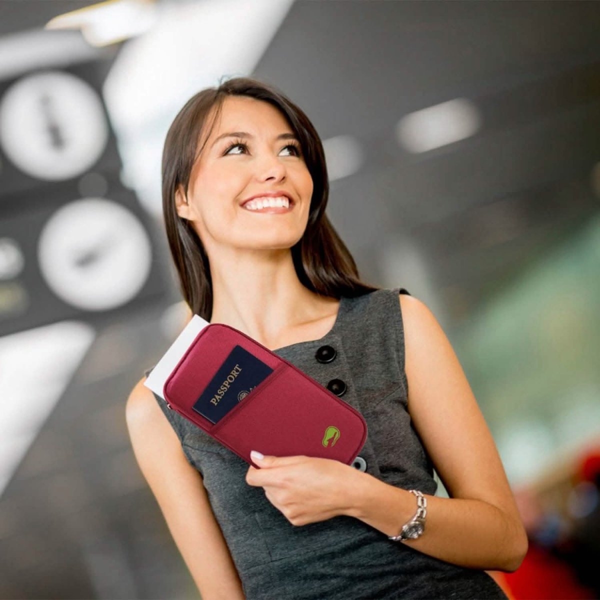 12 Pocket Travel Passport Wallet - Cartsfy Inc.