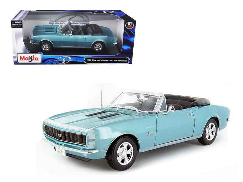 Maisto 1967 Camaro SS 396 convertible diecast model car, turquoise blue