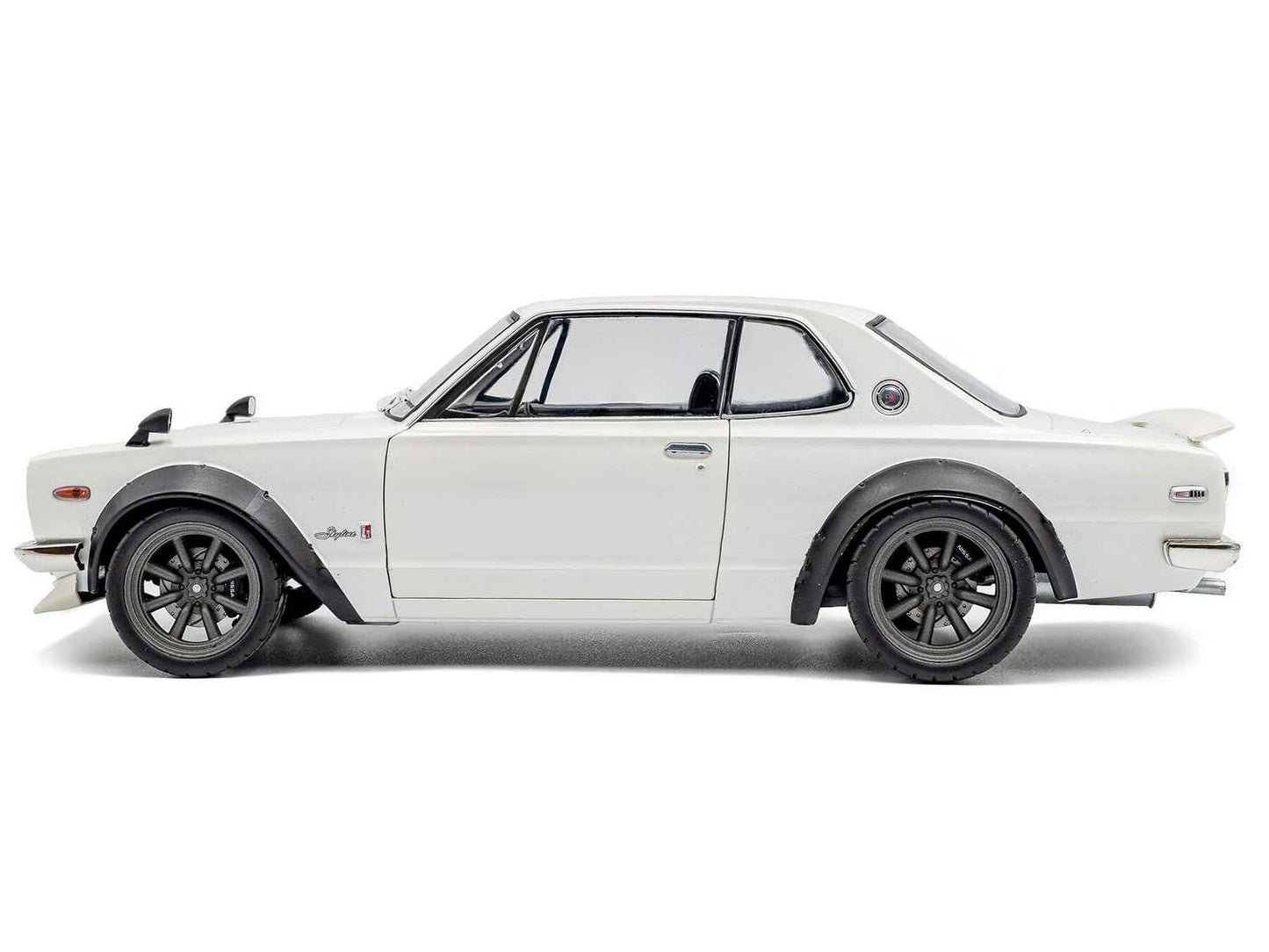 1970 Nissan Skyline (C10) Hakosuka RHD (Right Hand Drive) White 1/18 Diecast Model Car by Solido Cartsfy Inc.
