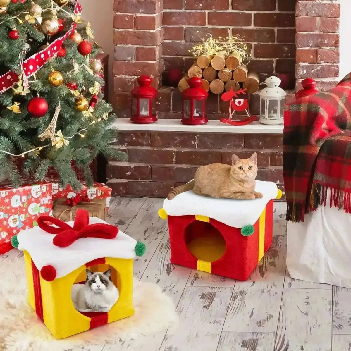 2 Gift Box Shaped Cute Christmas Cat House with Bow-Multicolor Cartsfy Inc.