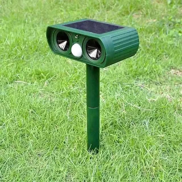2-Piece: Outdoor Solar Ultrasonic Pest Repeller DailySale Default Title Default Title-