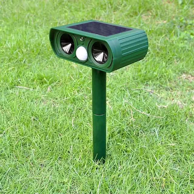 2-Piece: Outdoor Solar Ultrasonic Pest Repeller Cartsfy Inc.