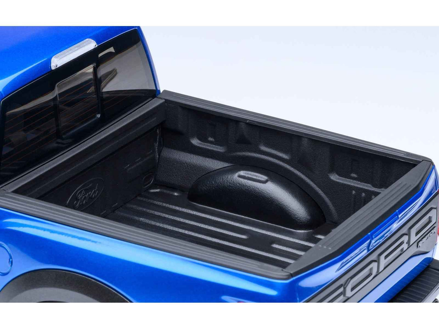 Autoart 1/18 blue Ford F-150 Raptor model pickup truck bed with tailgate markings