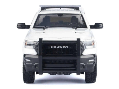 2019 RAM 1500 Laramie Crew Cab Pickup Truck with Truck Bed Camper White "Custom Builder's Kit" Series 1/27 Diecast Model Car by Motormax Miniature Motors Default Title Default Title-