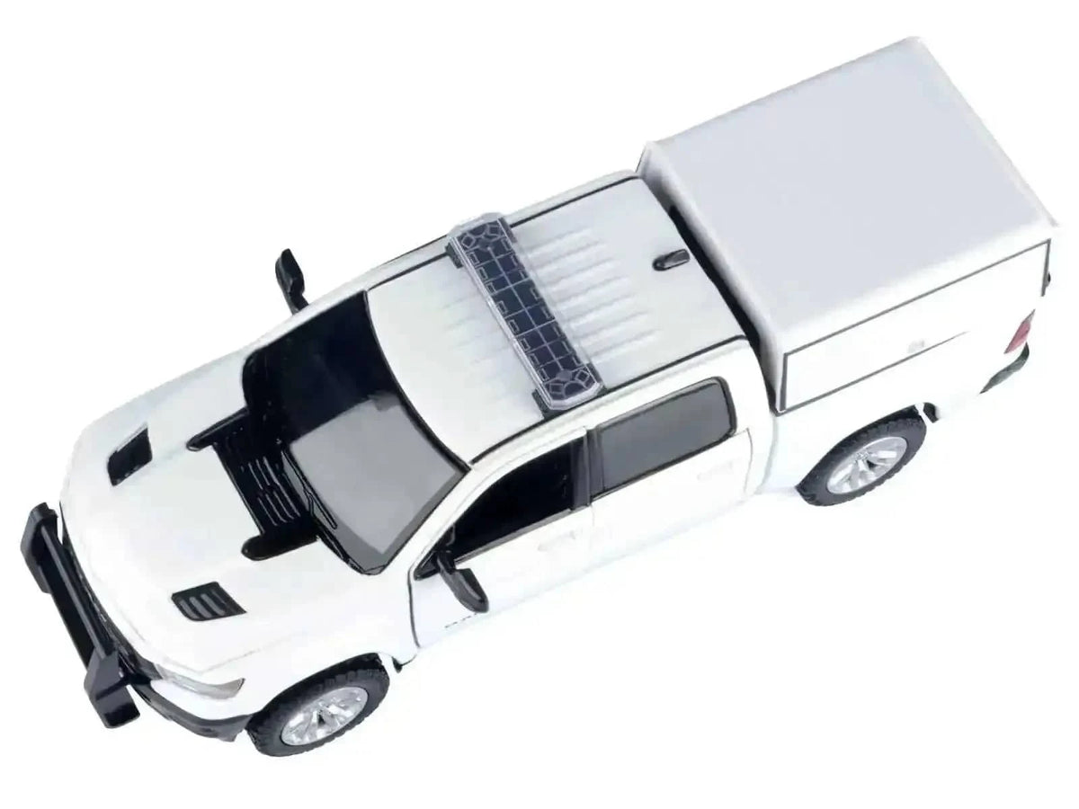 2019 RAM 1500 Laramie Crew Cab Pickup Truck with Truck Bed Camper White "Custom Builder's Kit" Series 1/27 Diecast Model Car by Motormax Cartsfy Inc.