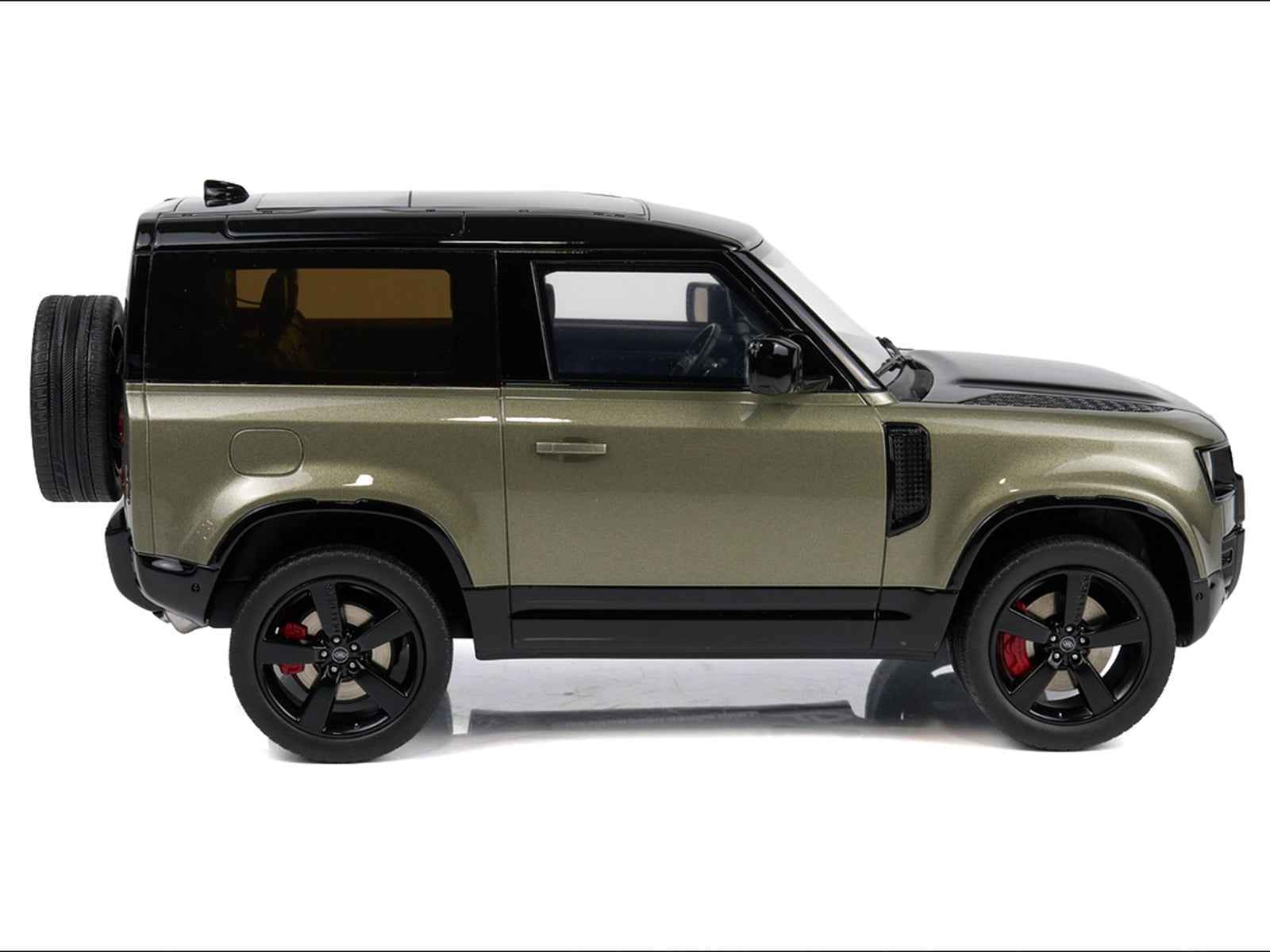 2021 Land Rover Defender 90 P400 X-Dynamic HSE Pangea Green Metallic 1/18 Model Car by GT Spirit Cartsfy Inc.