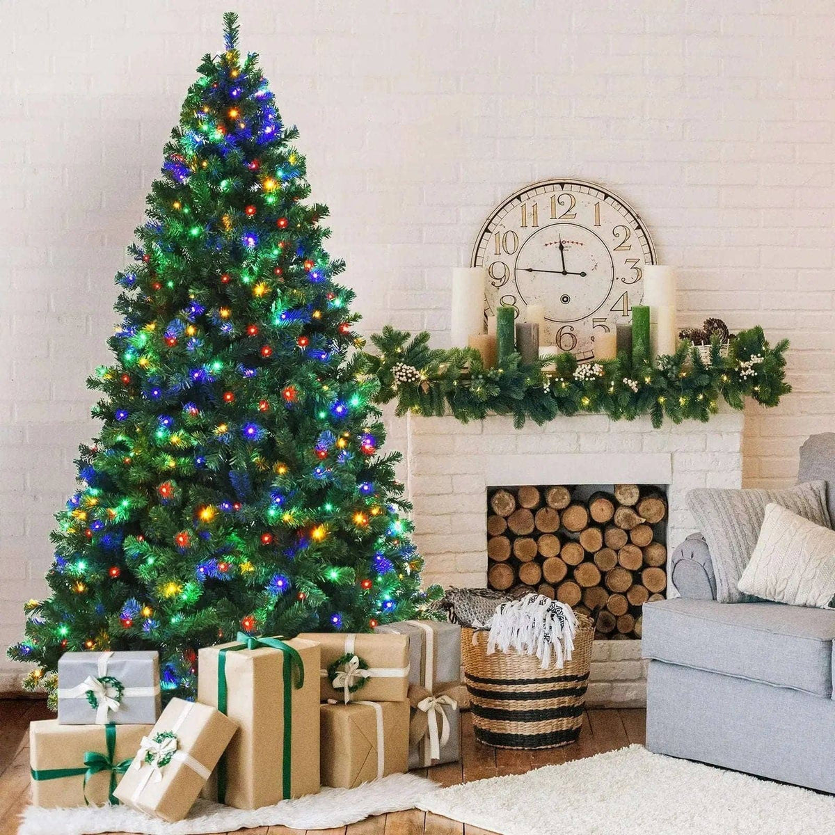 7.5 Feet Pre-Lit Artificial Spruce Christmas Tree with 550 Multicolor Lights