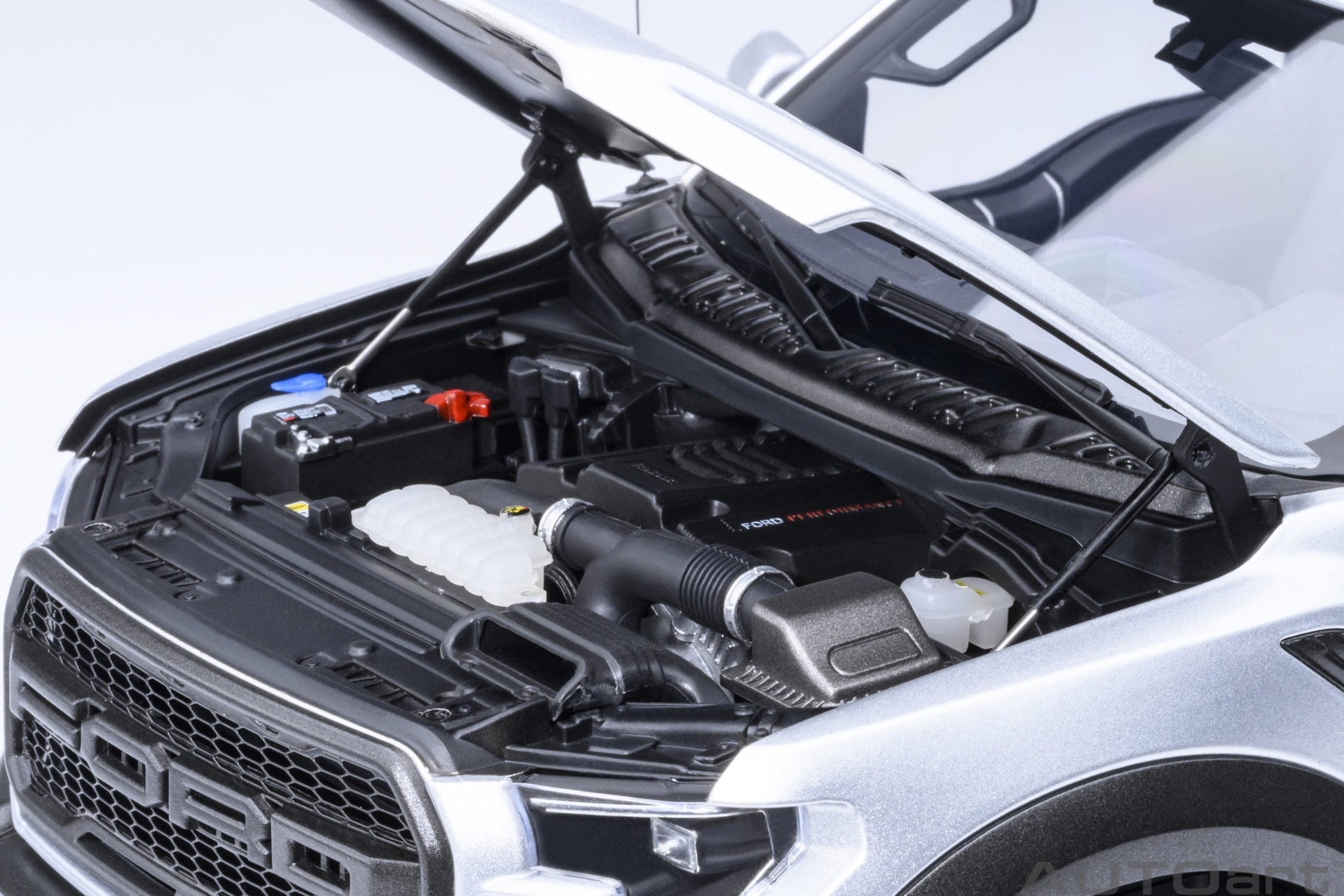 AUTOart 2019 Ford F-150 Raptor Supercrew Ingot Silver 1:18