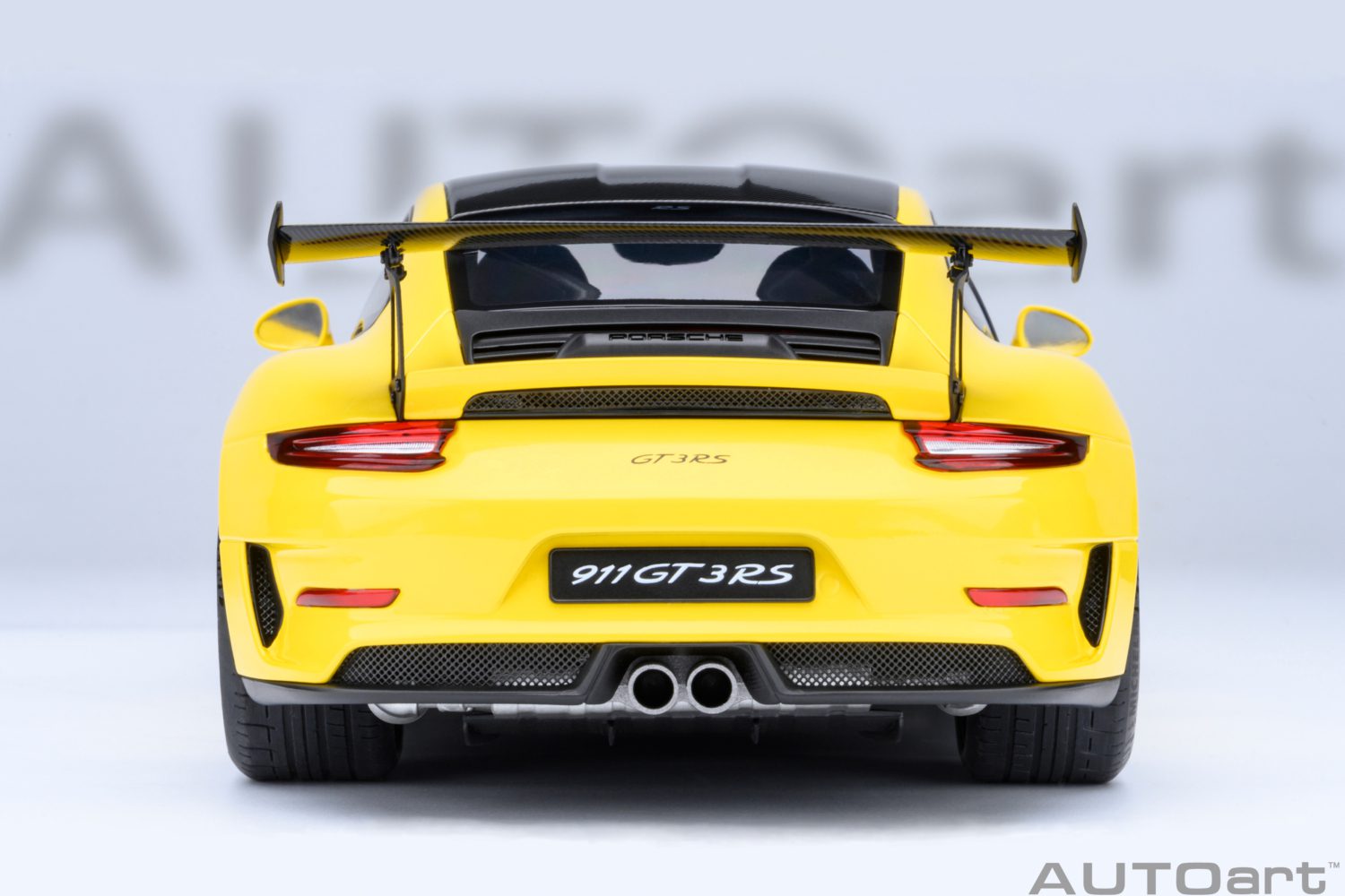 AUTOart Porsche 911 991.2 GT3 RS w/ Weissach Pkg Racing Yellow 1:18