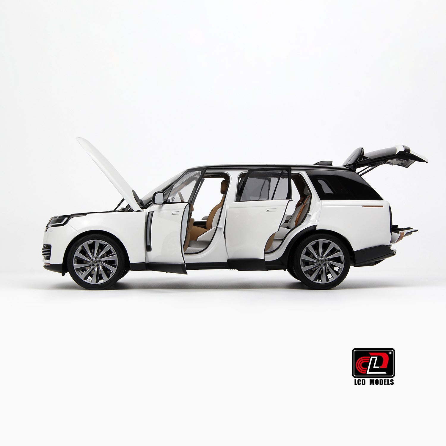 LCD 2022 Land Rover Range Rover SV Serenity White w/ Black Roof 1:18