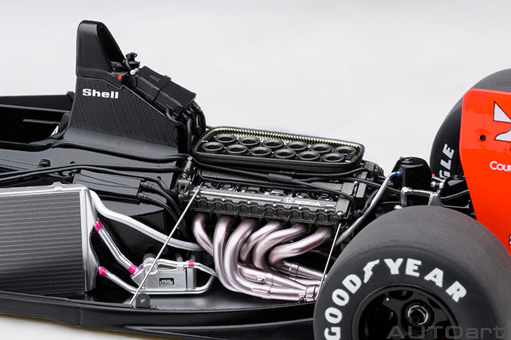 AUTOart Mclaren (w/ Logo) Honda MP4/6 No 1 Japanese GP 1991 Senna 1:18