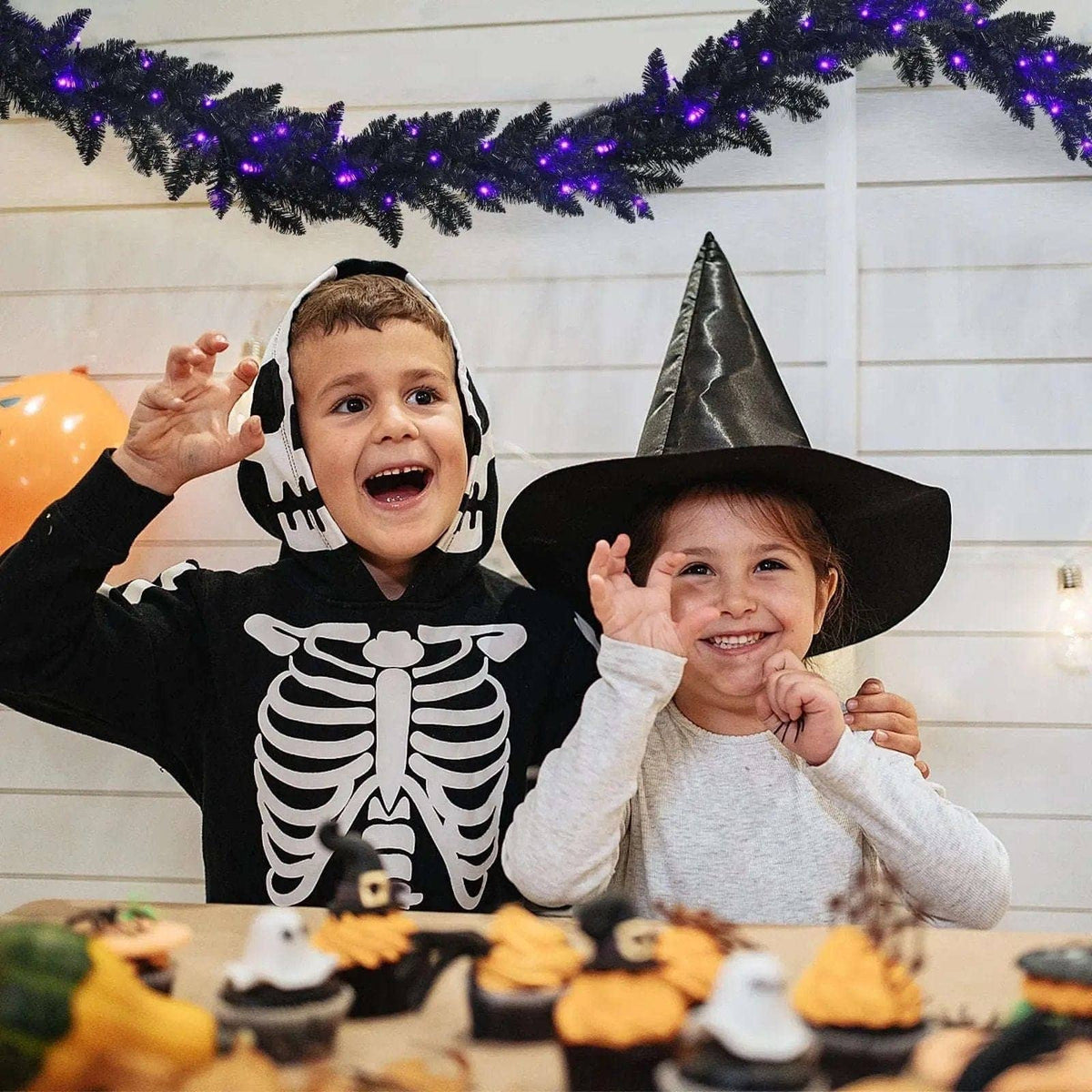 9 Feet Pre-lit Christmas Halloween Garland with 50 Purple LED Lights Cartsfy Inc.