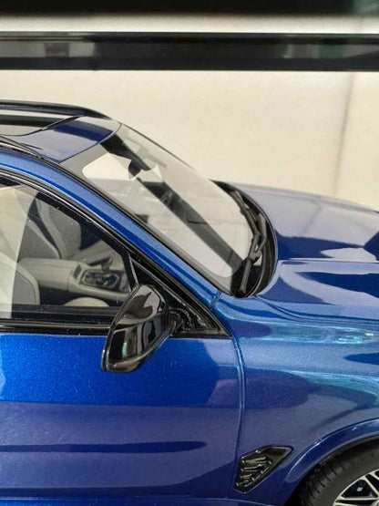 GT Spirit 2023 BMW X5M (G05) Competition Marina Bay Blue Metallic 1:18 *Defect*