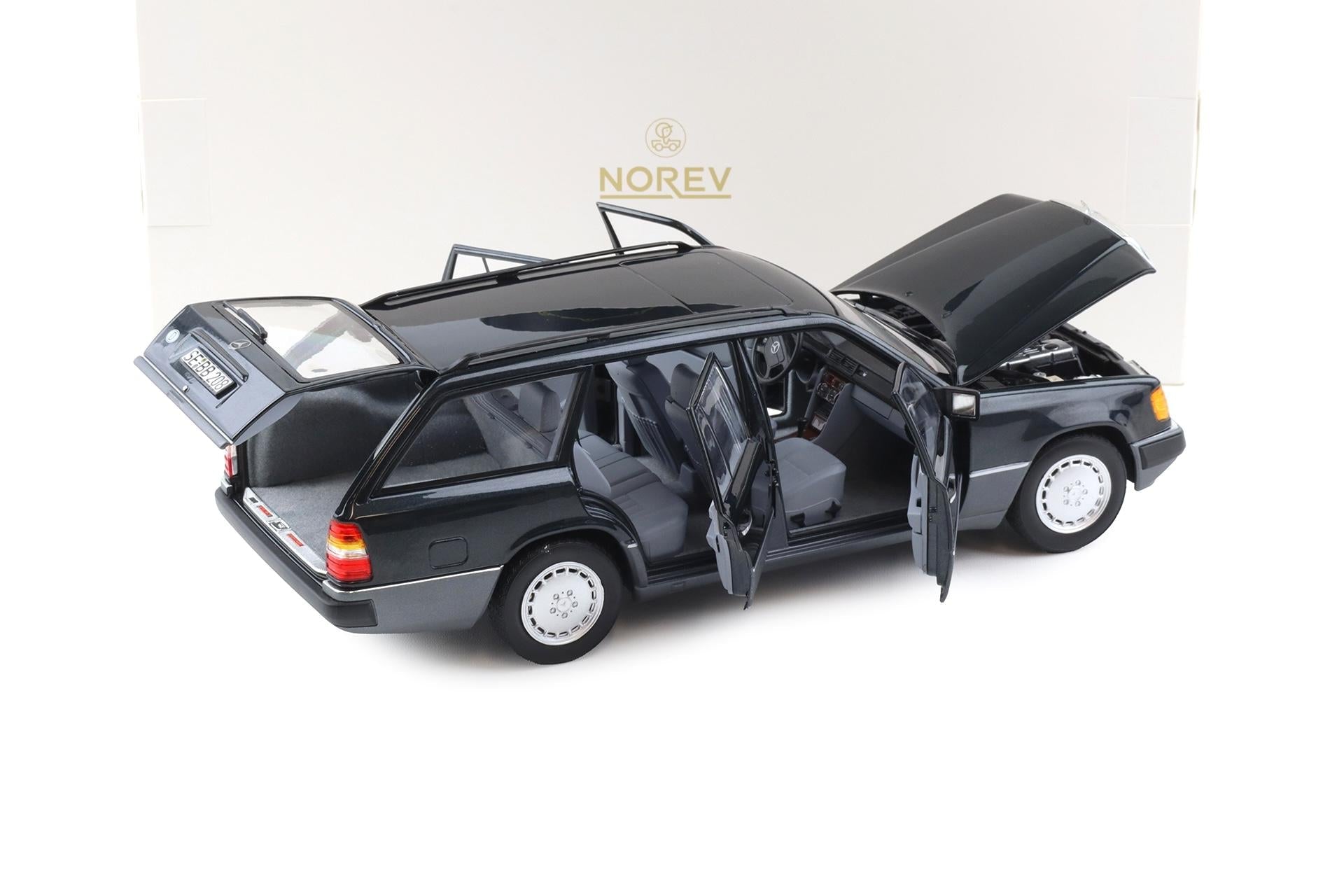 Norev 1:18 1990 Mercedes-Benz E Class 300TD (S124) Station Wagon T-Model Black 1:18