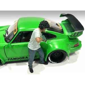 American Diorama - Figures - RWB Legend Akira Nakai-San Drilling Figure 1:18 STM Diecast Default Title Default Title-