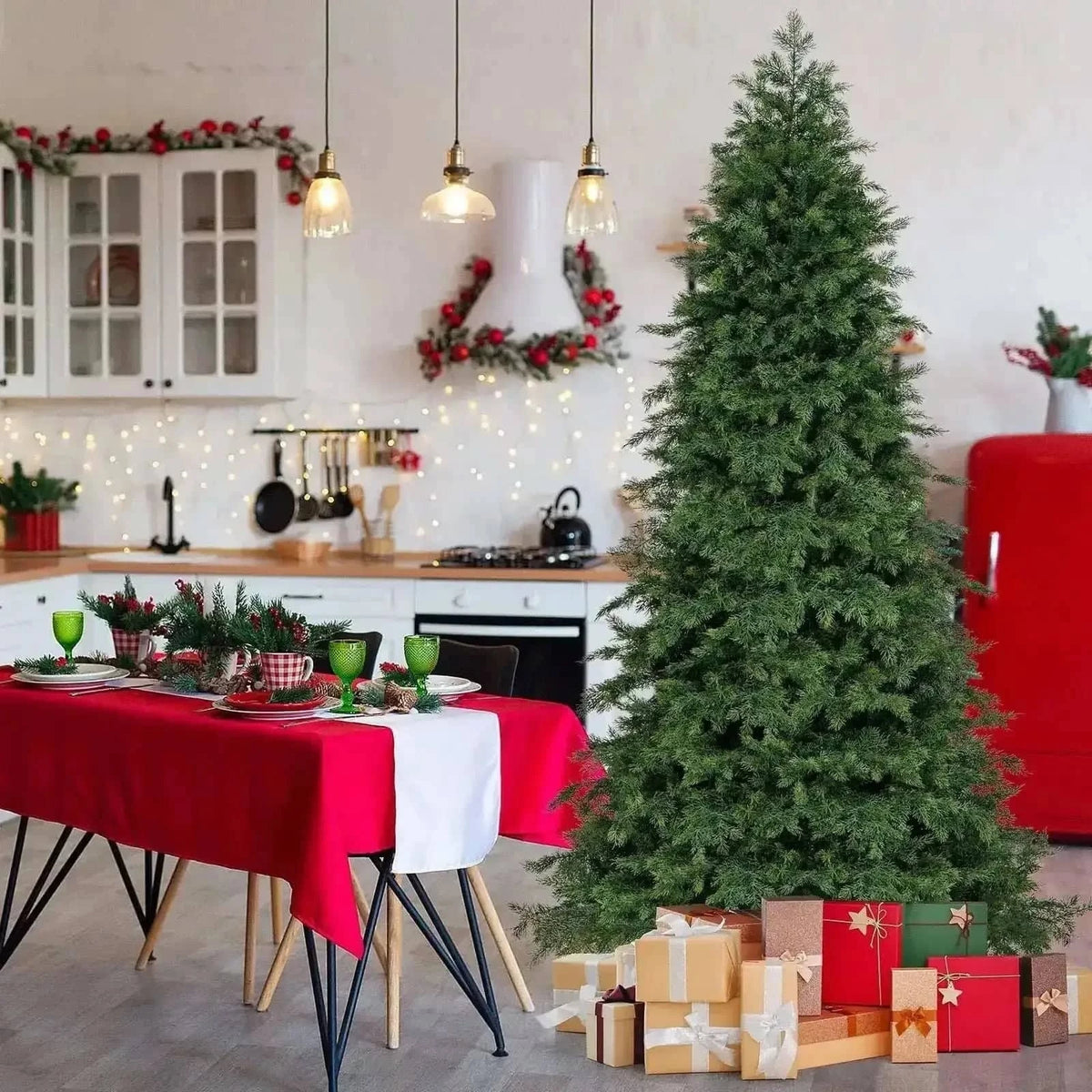 Artificial Christmas Tree Green Hinged Holiday Tree with 721/1019 Lush Branch Tips Cartsfy Inc.