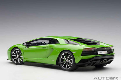 AUTOart 2017 Lamborghini Aventador S Verde Mantis (Pearl Green) 1:18 STM Diecast Default Title Default Title-