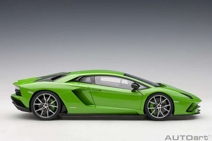 AUTOart 2017 Lamborghini Aventador S Verde Mantis (Pearl Green) 1:18 STM Diecast Default Title Default Title-