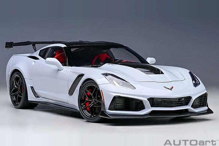 AUTOart 2019 Chevy Corvette ZR1 Ceramic Matrix Grey Metallic 1:18 STM Diecast Default Title Default Title-