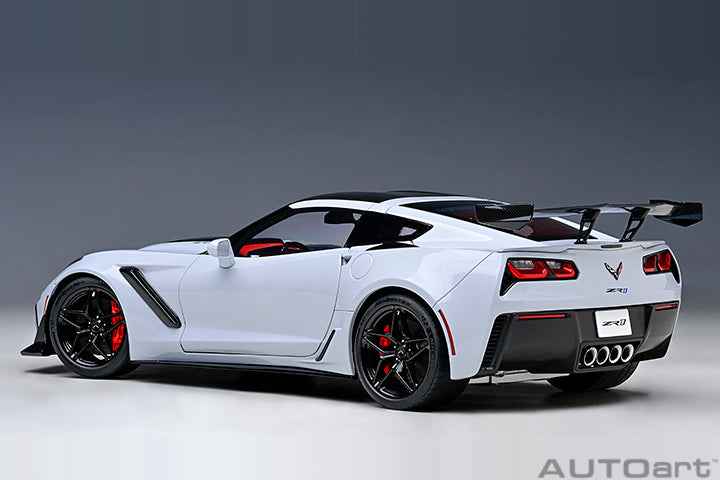AUTOart 2019 Chevy Corvette ZR1 Ceramic Matrix Grey Metallic 1:18 STM Diecast Default Title Default Title-
