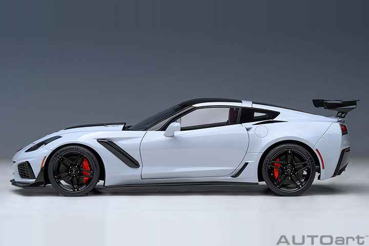 AUTOart 2019 Chevy Corvette ZR1 Ceramic Matrix Grey Metallic 1:18 STM Diecast Default Title Default Title-