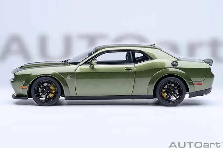 AUTOart 2022 Dodge Challenger SRT Jailbreak F8 Green 1:18 STM Diecast Default Title Default Title-