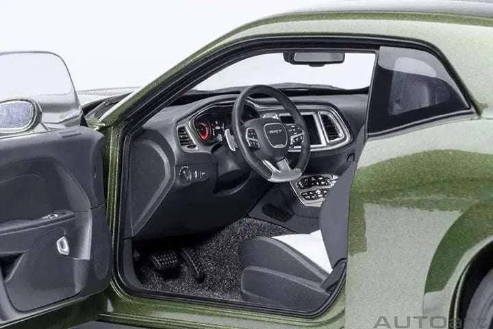 AUTOart 2022 Dodge Challenger SRT Jailbreak F8 Green 1:18 STM Diecast Default Title Default Title-
