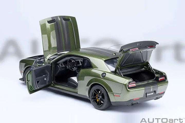 AUTOart 2022 Dodge Challenger SRT Jailbreak F8 Green 1:18 Cartsfy Inc.