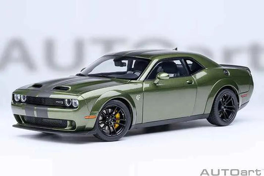 AUTOart 2022 Dodge Challenger SRT Jailbreak F8 Green 1:18 STM Diecast Default Title Default Title-