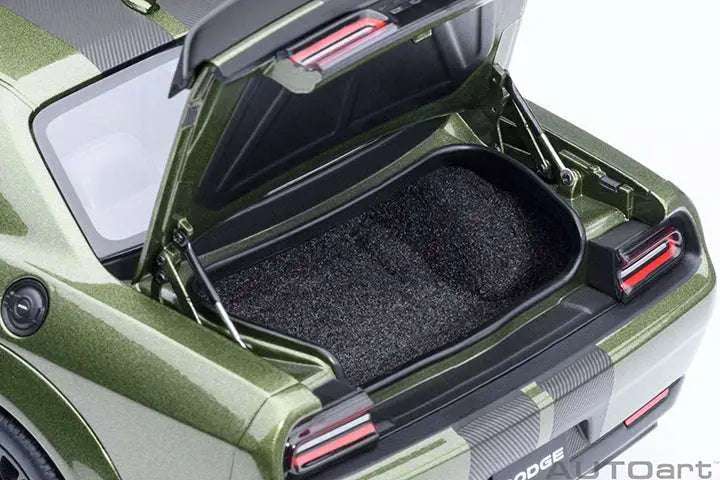 AUTOart 2022 Dodge Challenger SRT Jailbreak F8 Green 1:18 Cartsfy Inc.
