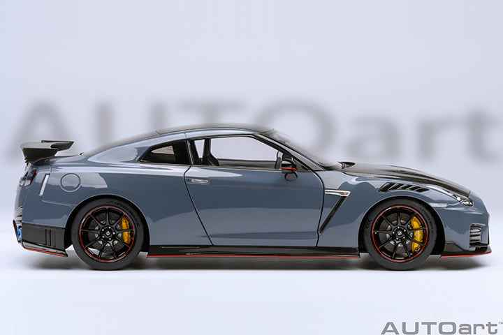 AUTOart 2022 Nissan Skyline GT-R (R35) Nismo Special Edition Nismo Stealth Gray 1:18 STM Diecast Default Title Default Title-