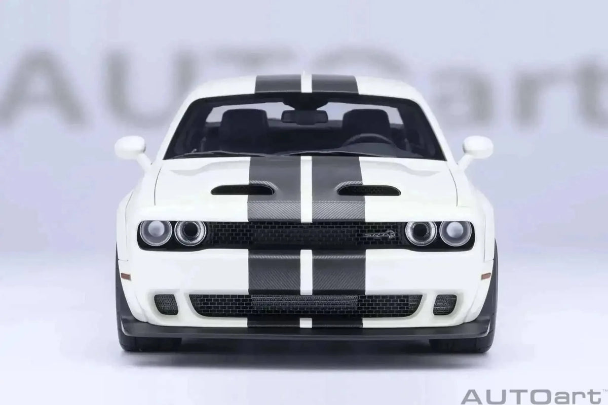 AUTOart 2023 Dodge Challenger SRT Super Stock Knuckle White 1:18 Cartsfy Inc.