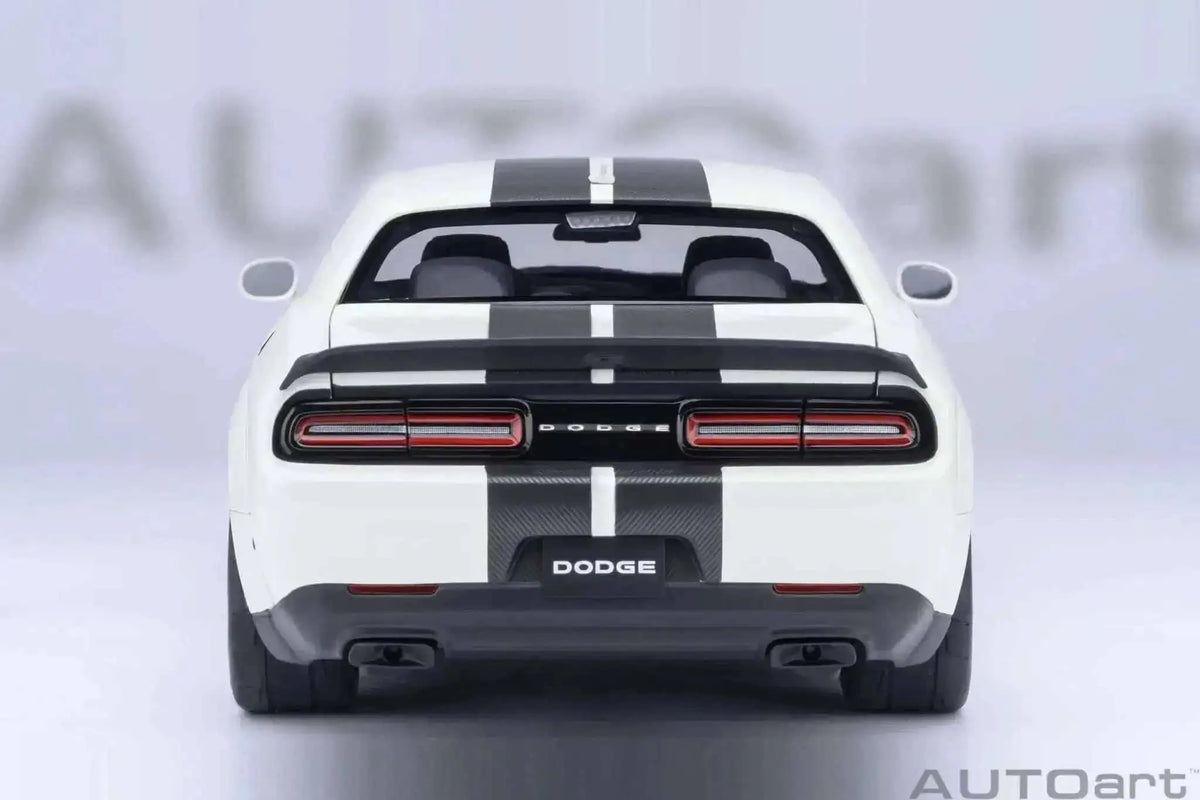 AUTOart 2023 Dodge Challenger SRT Super Stock Knuckle White 1:18 Cartsfy Inc.