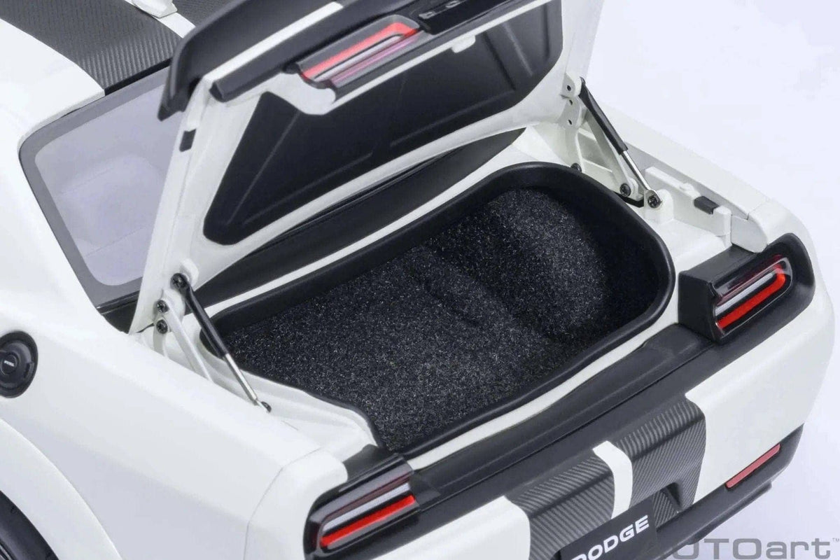 AUTOart 2023 Dodge Challenger SRT Super Stock Knuckle White 1:18 STM Diecast Default Title Default Title-