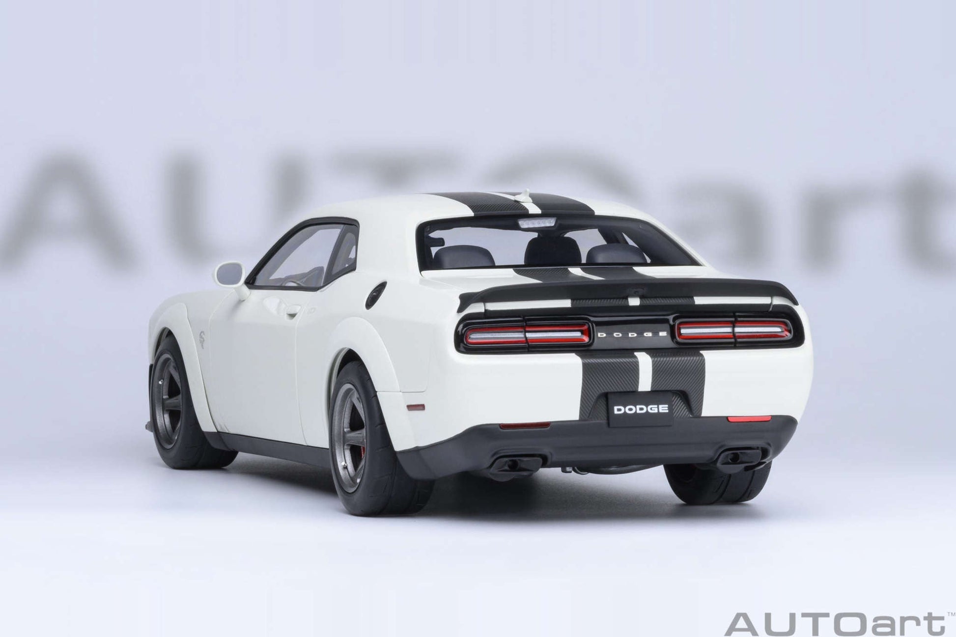 AUTOart 2023 Dodge Challenger SRT Super Stock Knuckle White 1:18 STM Diecast Default Title Default Title-