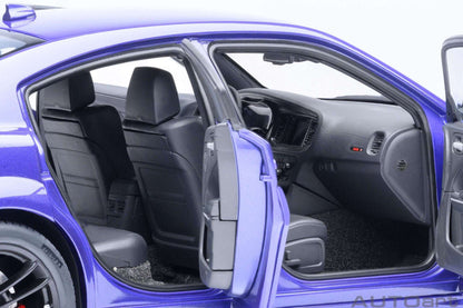 AUTOart 1:18 scale Dodge Charger model, open-door interior with front seats and dashboard