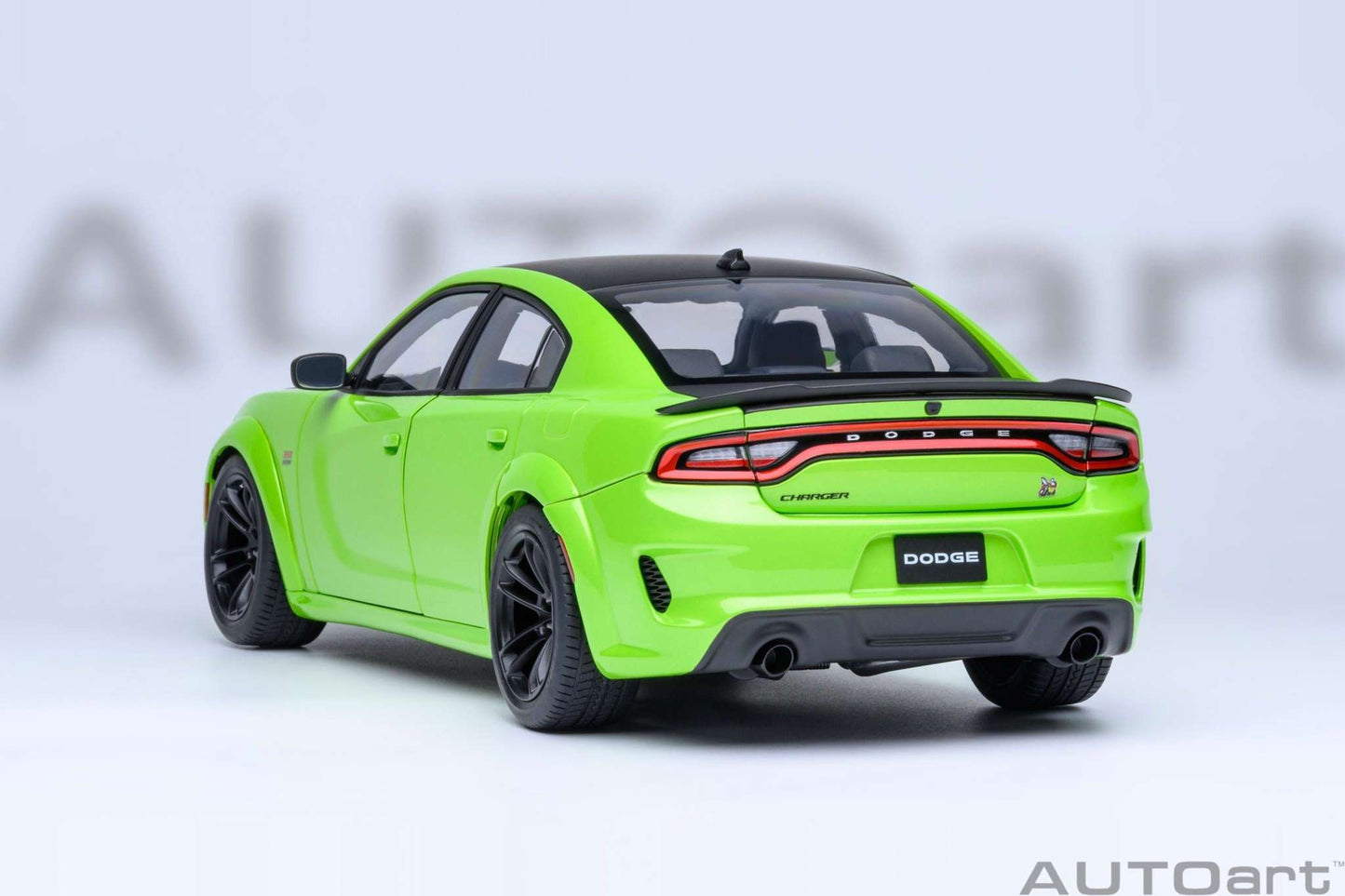 AUTOart Dodge Charger R/T Scat Pack Widebody Sublime Green 1:18 STM Diecast Default Title Default Title-