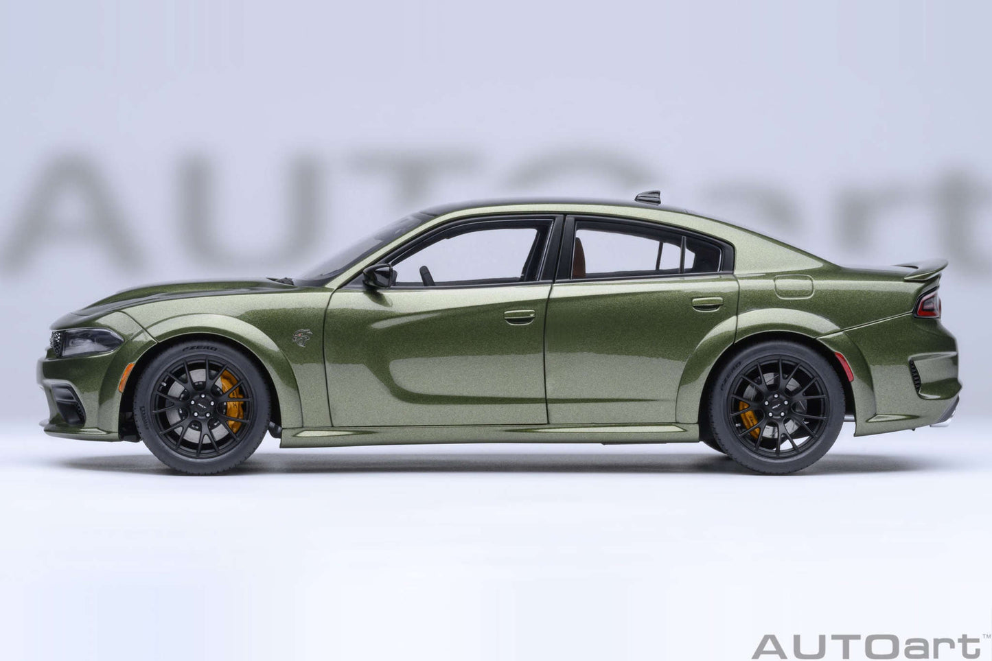 AUTOart Dodge Charger SRT Hellcat Redeye Jailbreak F8 Green 1:18 STM Diecast Default Title Default Title-