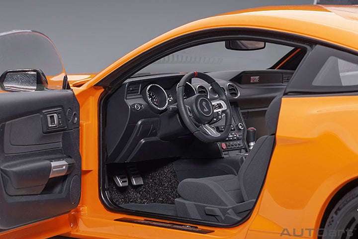 AUTOart Ford Shelby Mustang GT500 Cyber Orange 1:18 STM Diecast Default Title Default Title-
