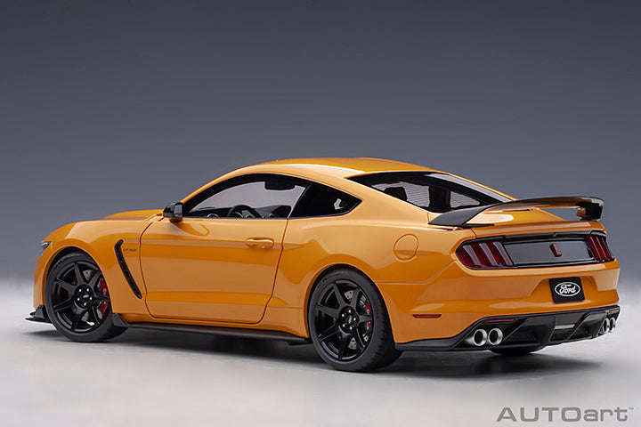 AUTOart Ford Shelby Mustang GT500 Cyber Orange 1:18 STM Diecast Default Title Default Title-