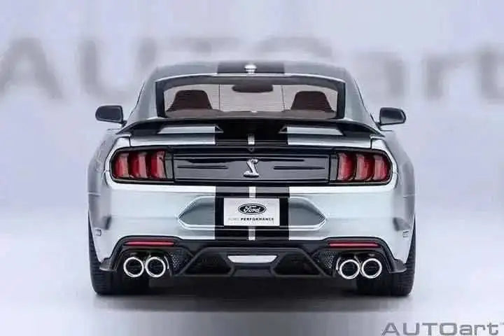 AUTOart Ford Shelby Mustang GT500 Iconic Silver 1:18 Cartsfy Inc.